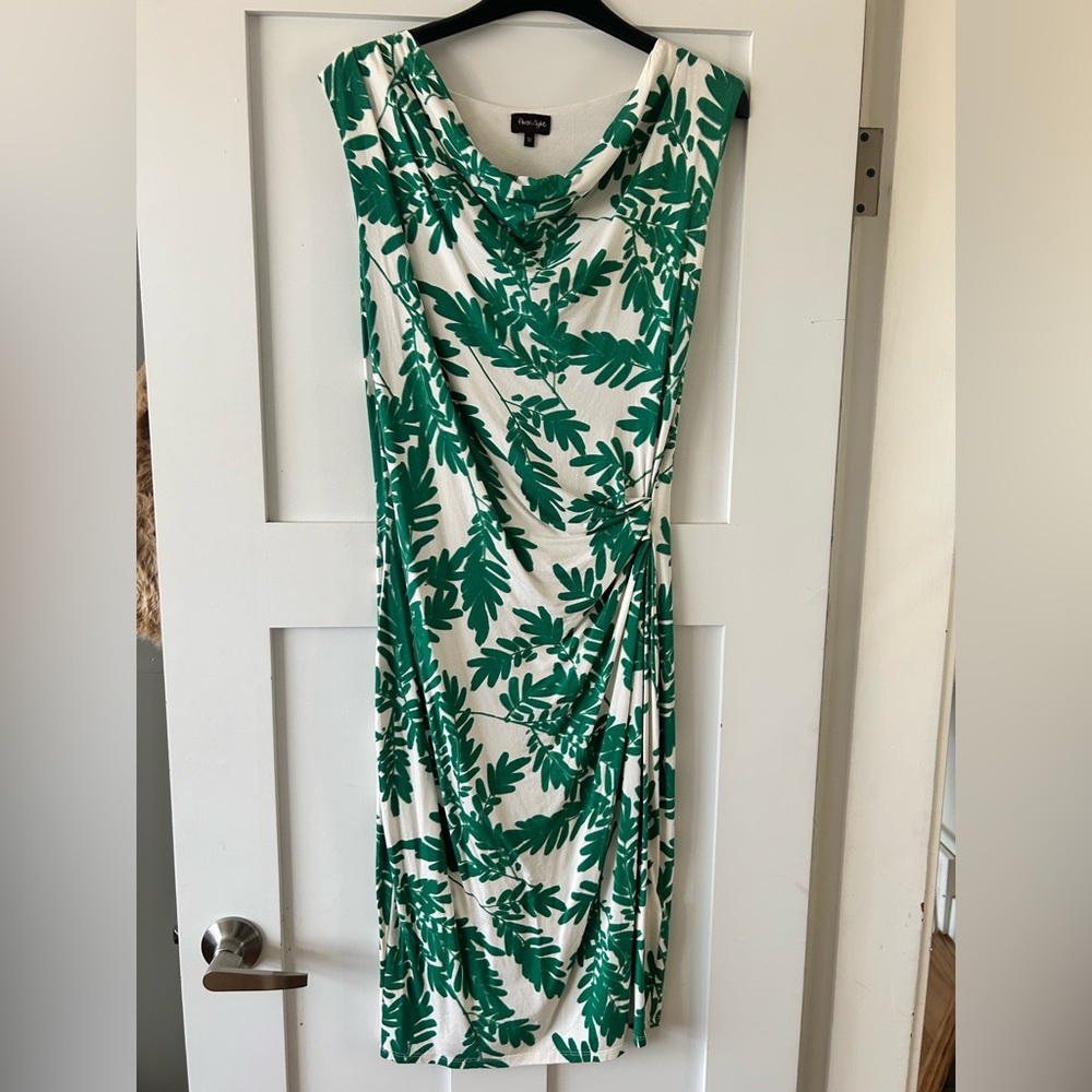 Green Leaf Print Dress